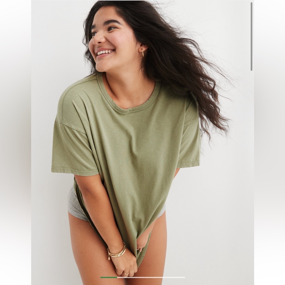 Aerie Distressed Basic Boyfriend T-Shirt